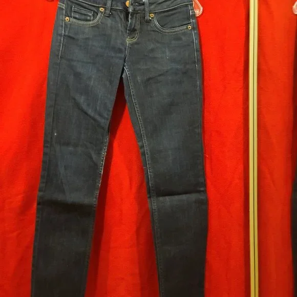 Jeans - Picture 3 of 5